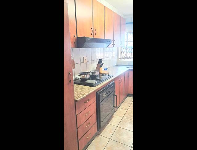 3 BEDROOM FREESTANDING FOR SALE IN TRENANCE PARK